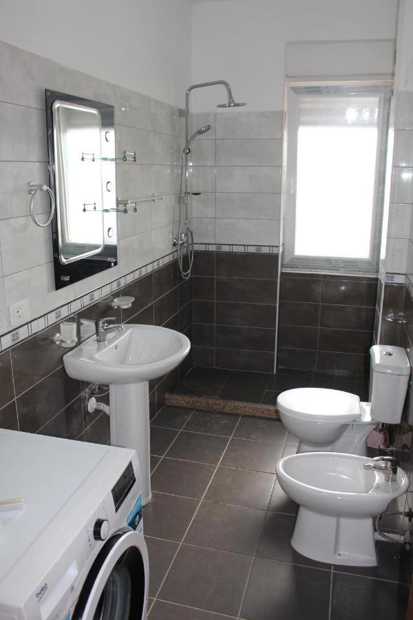 City Center Luxurious Apartment Shkodër Exterior foto